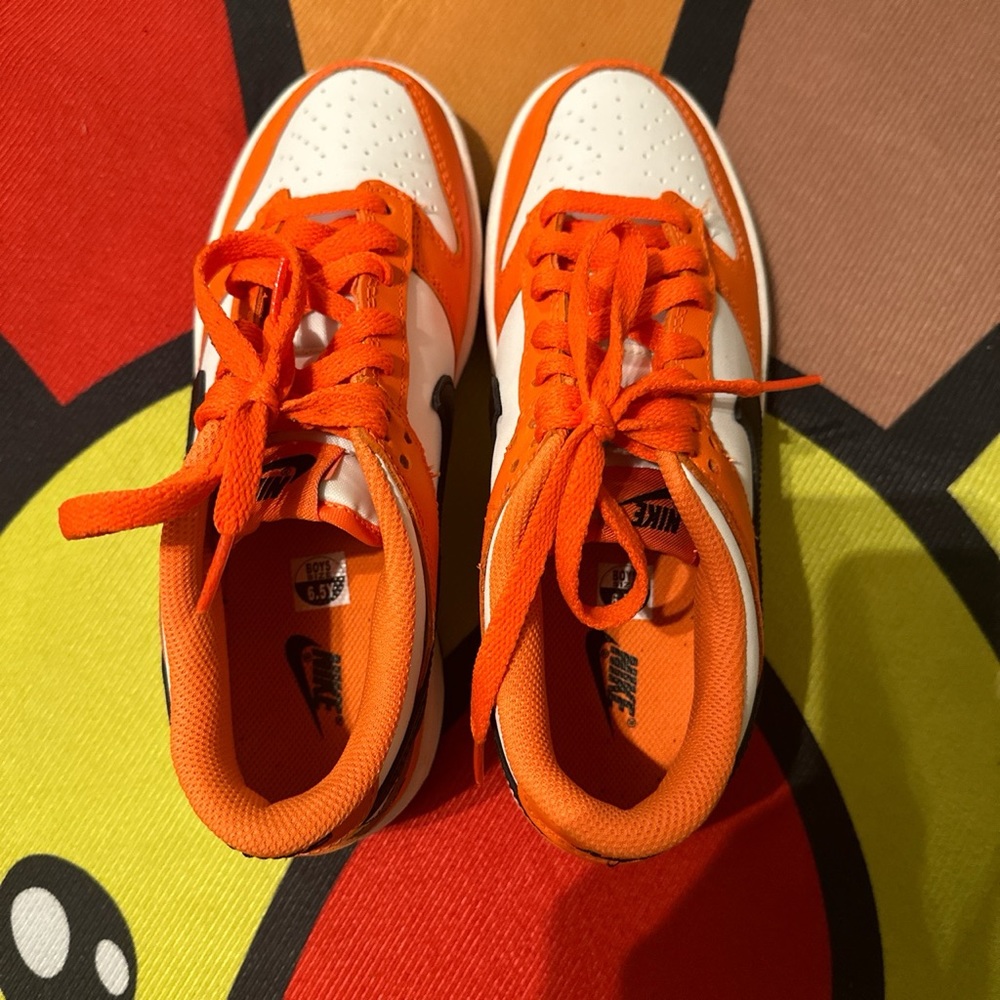 Halloween dunks